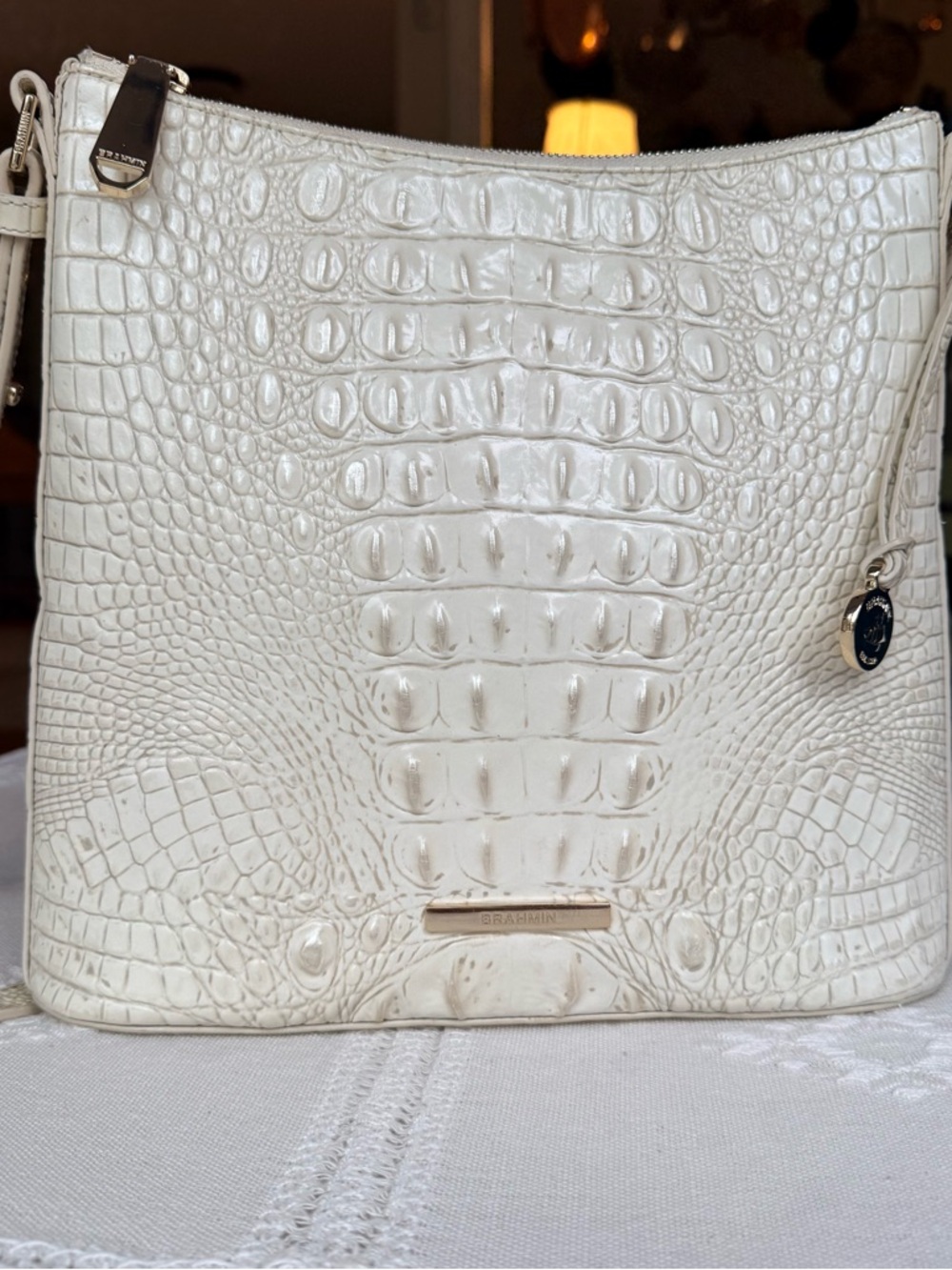 Brahmin Katie Crossbody White Croc Embossed Leather EXCELLENT Condition - Picture 4 of 16